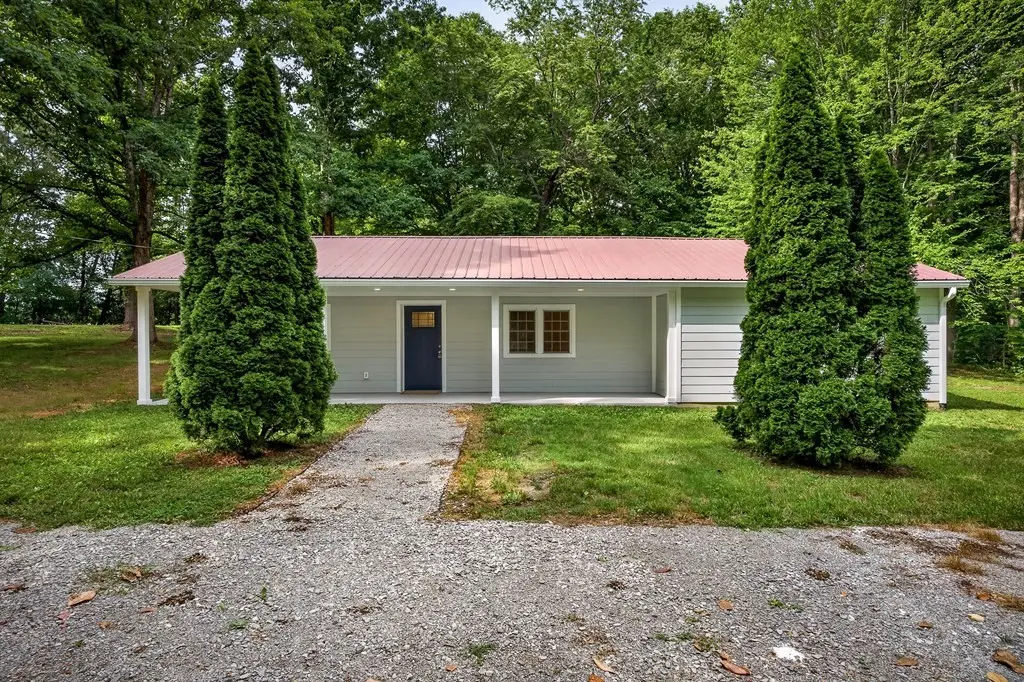 4533 Great Falls Rd, Rock Island, TN 38581 - #1