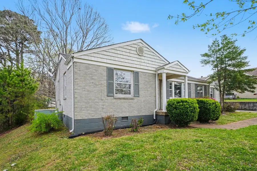 1662 Valley Rd, Clarksville, TN 37043 - #3