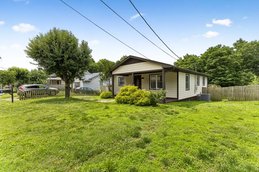 106 Jordan Ave, Mount Pleasant, TN 38474 - #2