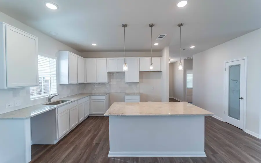 5019 Stonesbattle Pkwy, Murfreesboro, TN 37129 - #2