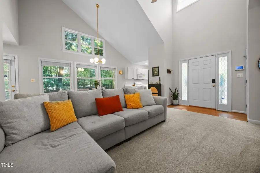 305 Mcgregor Dr, Chapel Hill, NC 27514 - #3