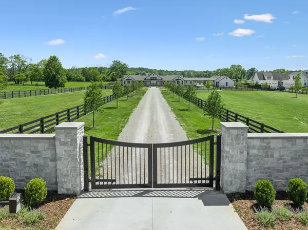 2077 Wilson Pike, Franklin, TN 37067
