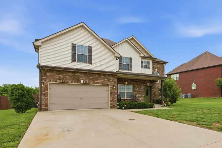 567 Larkspur Dr, Clarksville, TN 37043 - #3