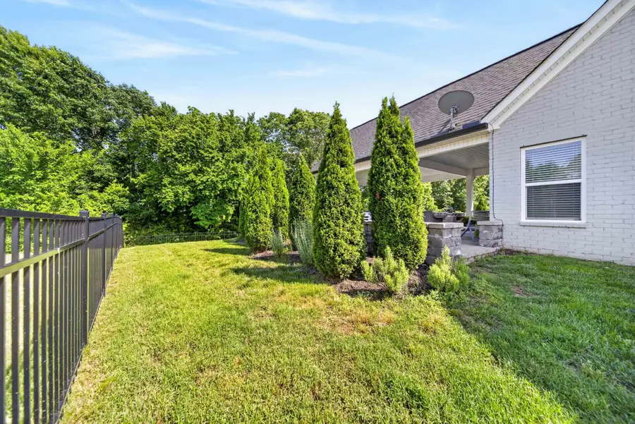 166 Monarchos Dr, Gallatin, TN 37066 - #3