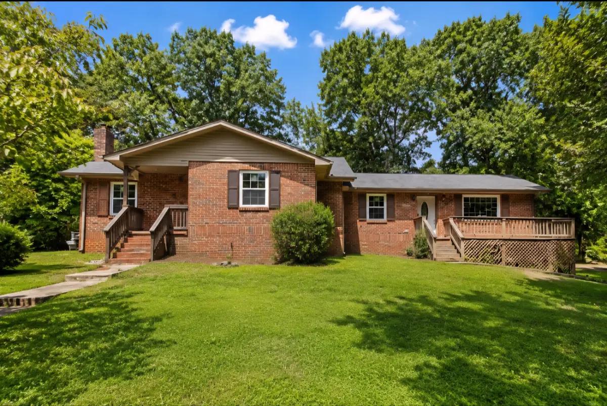 110 Cherry St, Centerville, TN 37033 - #1