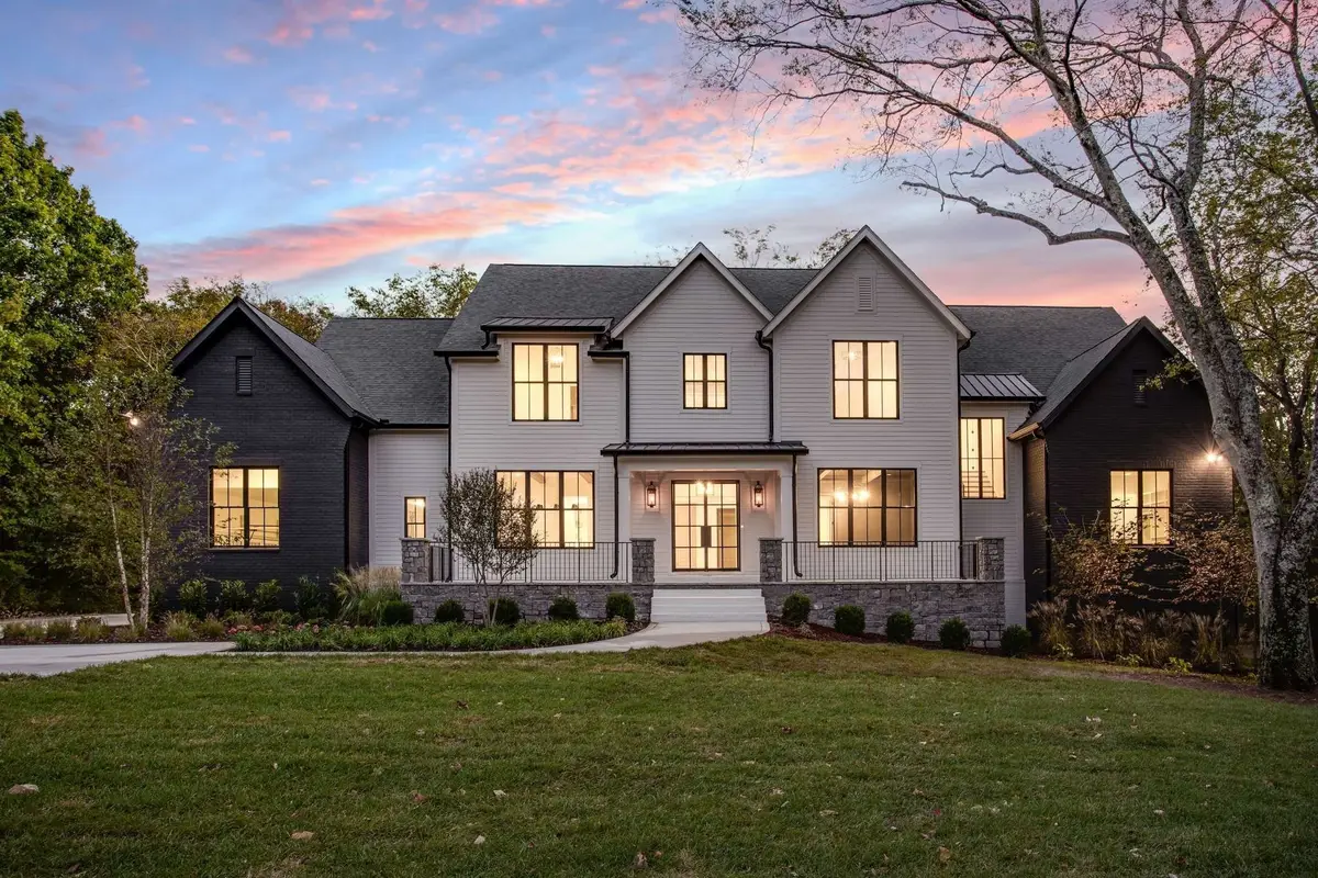 1209 Otter Creek Rd, Nashville, TN 37215 - #1