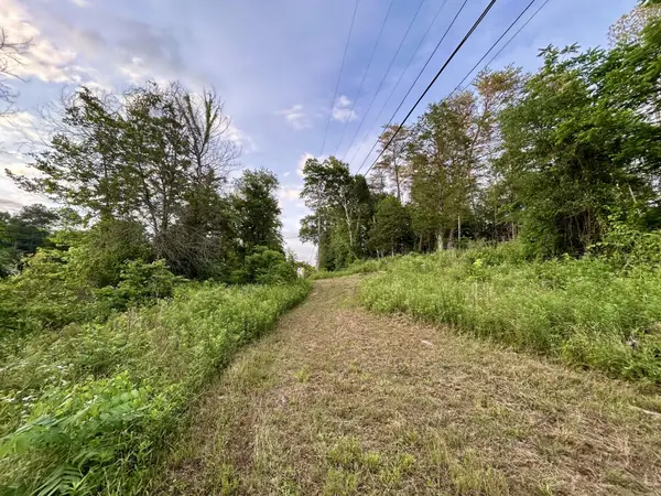 2 Parksville Road, Benton, TN 37307