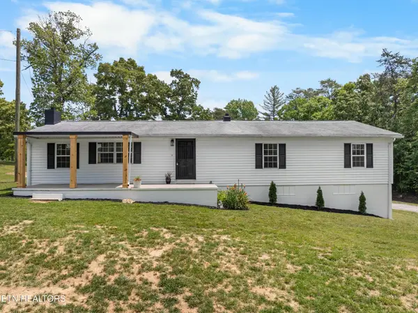 636 W Marine Rd, Knoxville, TN 37920
