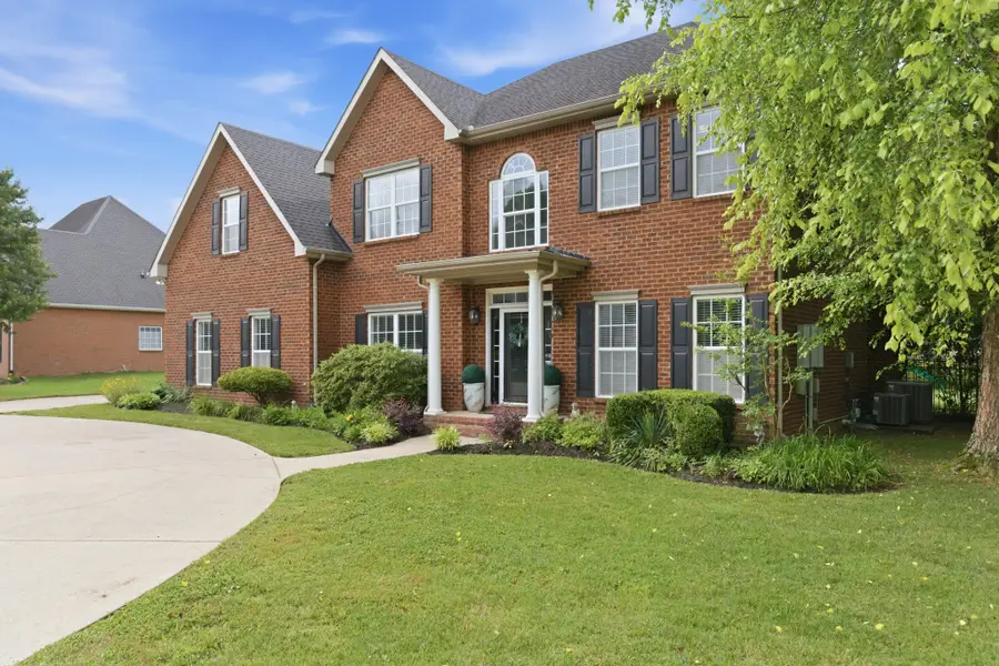 510 Osborne Ln, Murfreesboro, TN 37130 - #2