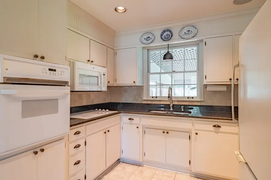 301 Lannom Cir, Tullahoma, TN 37388 - #2