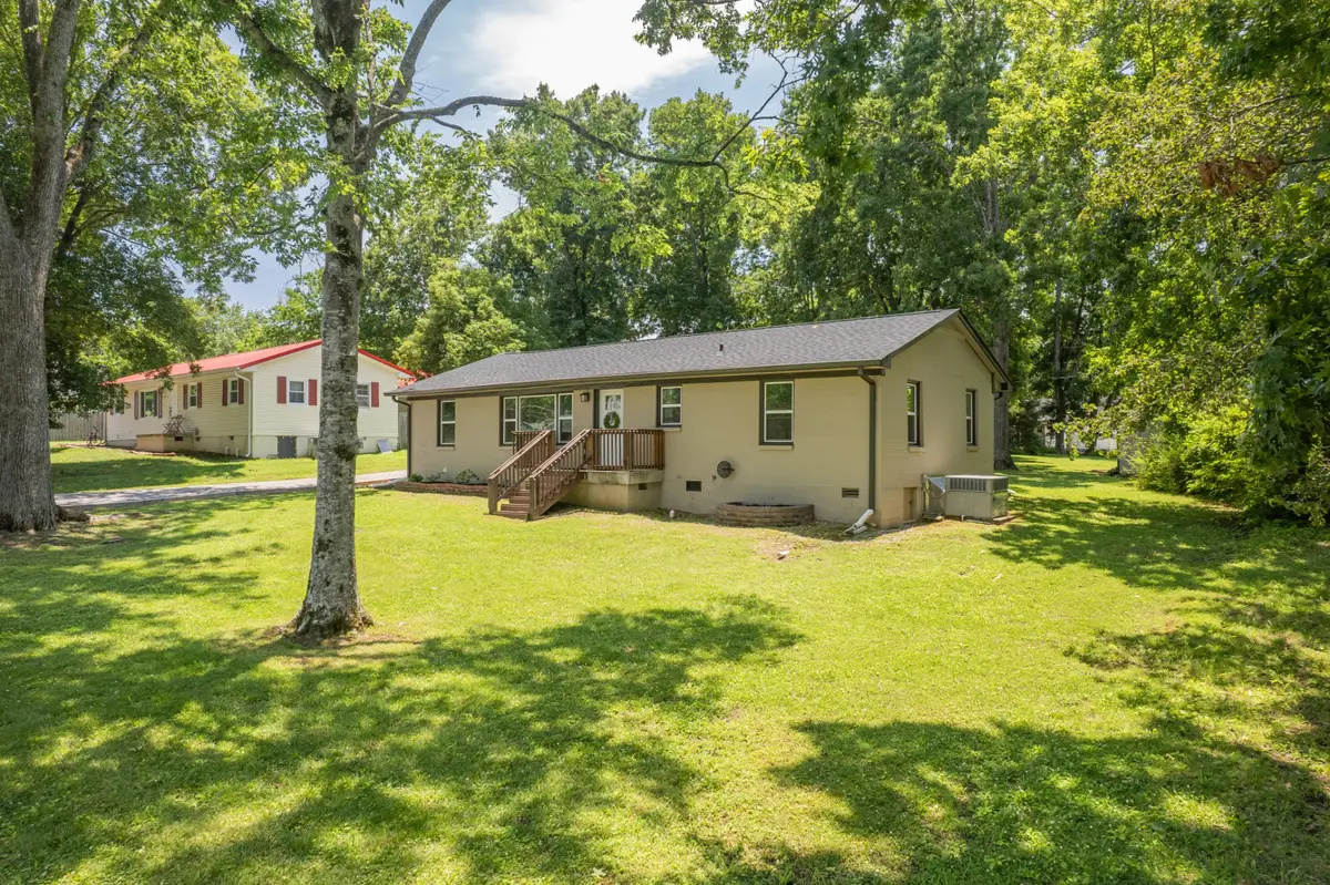 916 Battery Dr, Lewisburg, TN 37091 - #1