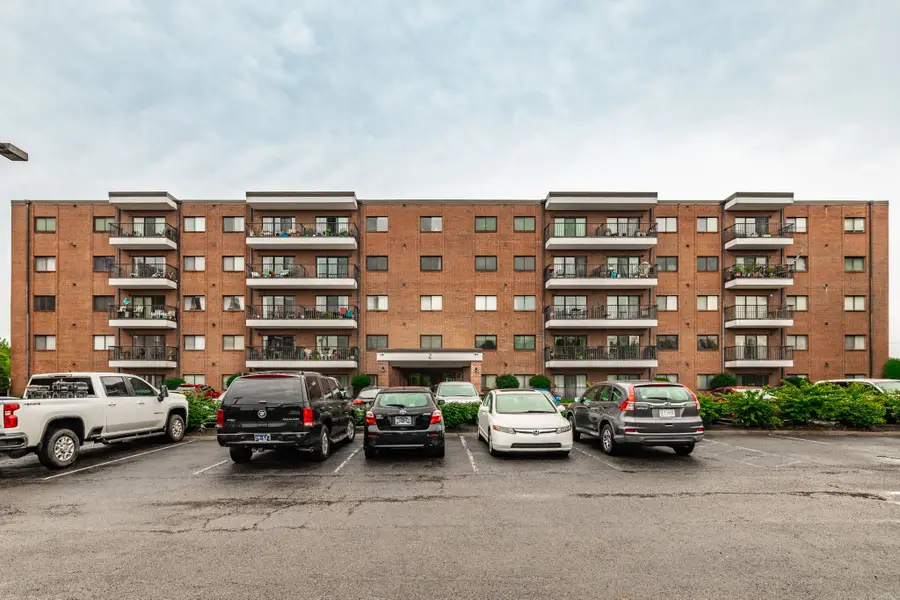 200 Sanders Ferry Rd #2408, Hendersonville, TN 37075 - #2