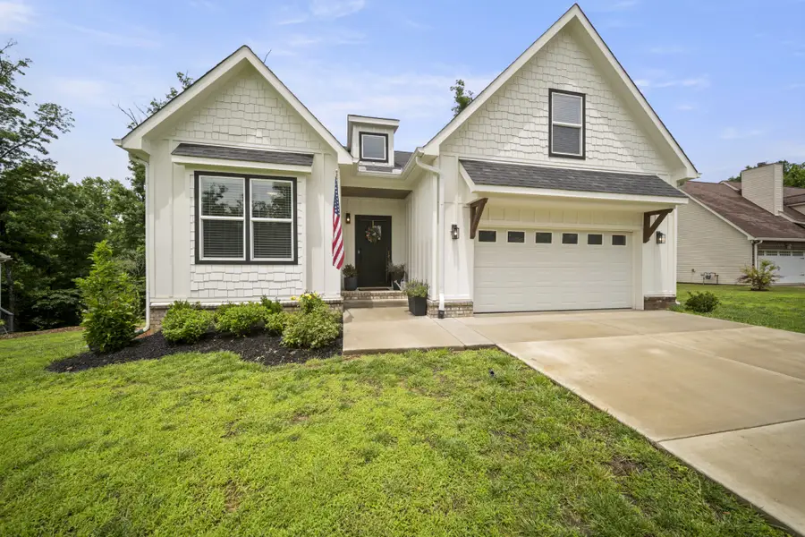 212 Cherokee Dr, White Bluff, TN 37187 - #2