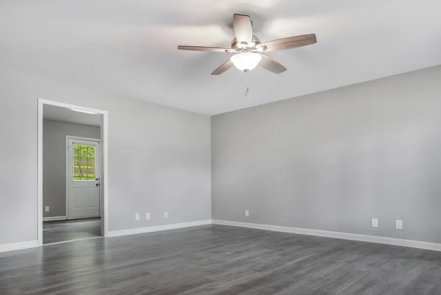 389 Brook Mead Dr, Clarksville, TN 37042 - #3