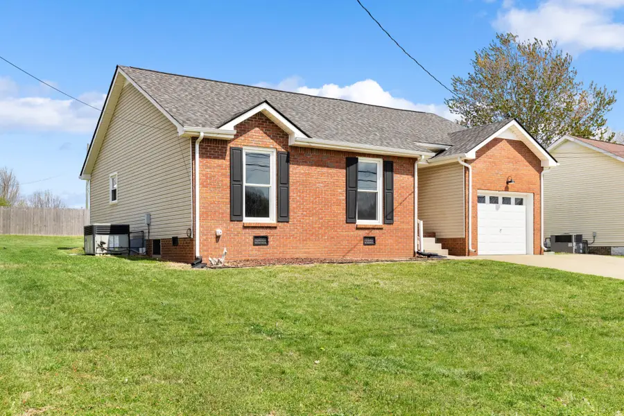 3105 Larson Ln, Clarksville, TN 37043 - #2