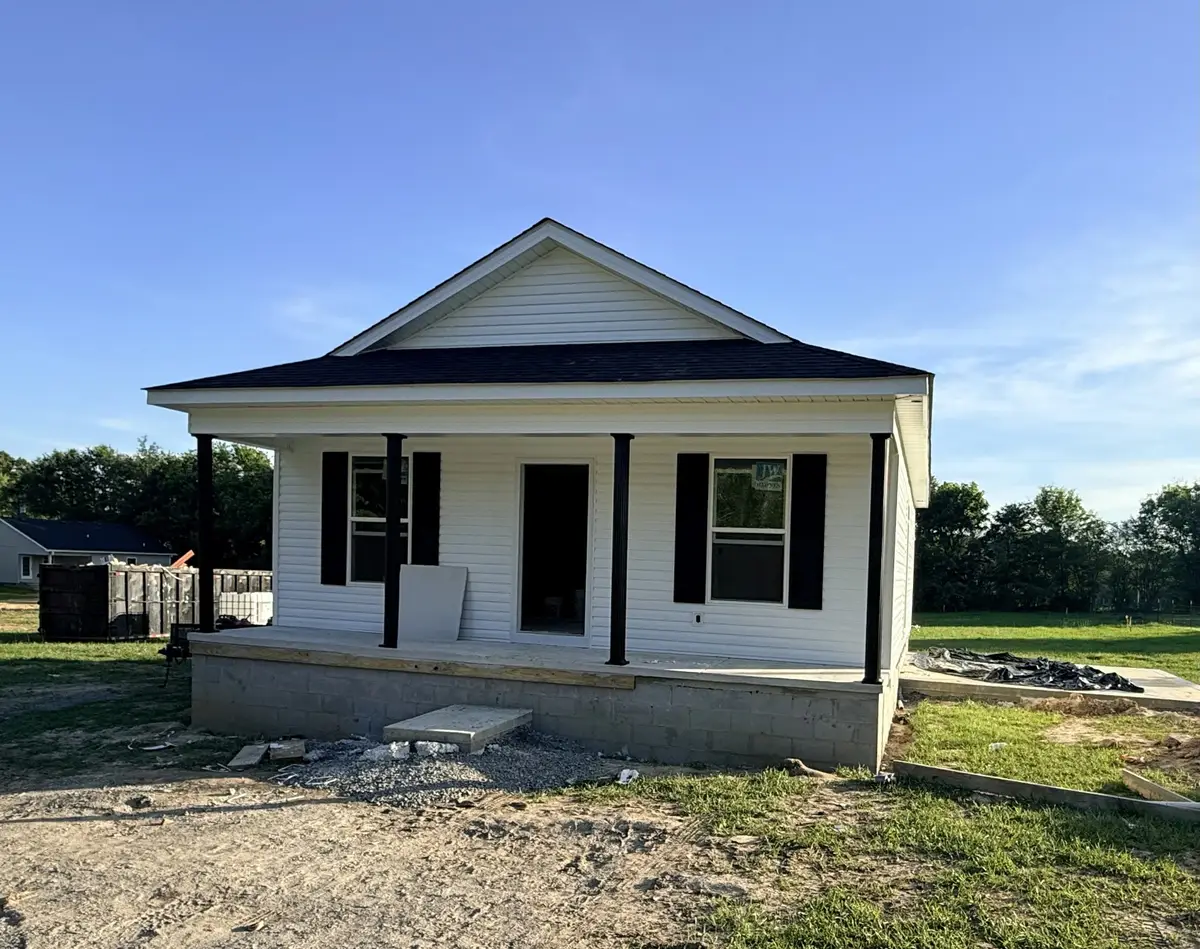 105 Hummingbird Dr, Tullahoma, TN 37388 - #1