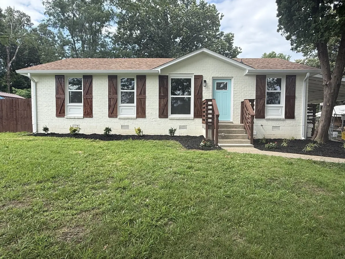 824 Garrettsburg Rd, Clarksville, TN 37042 - #1