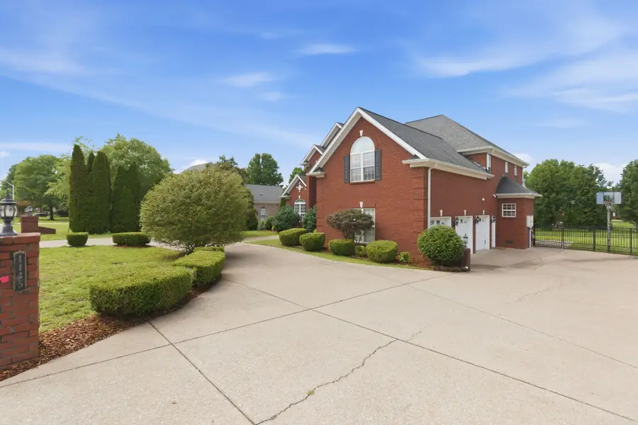 1145 Bayard Ave, Murfreesboro, TN 37130 - #3