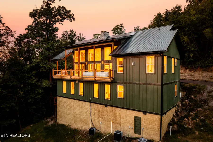2931 Redtail Rd, Sevierville, TN 37862 - #3