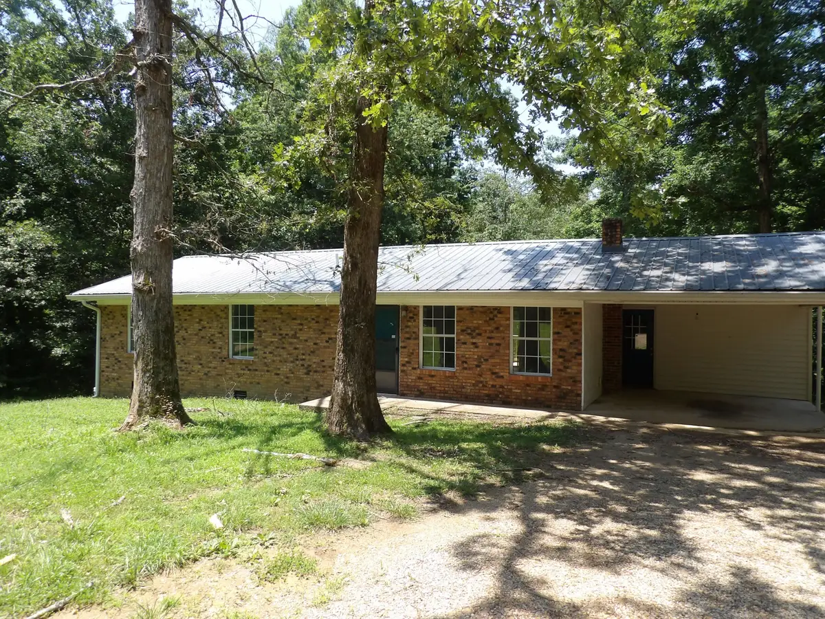 811 Powers Blvd, Waverly, TN 37185 - #1