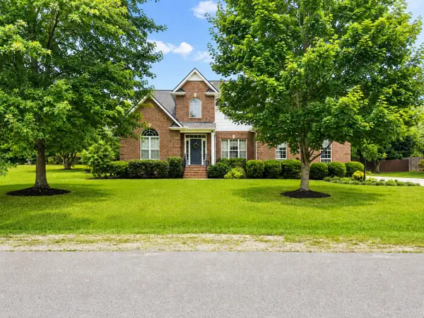 1205 Paramount Dr, Rockvale, TN 37153