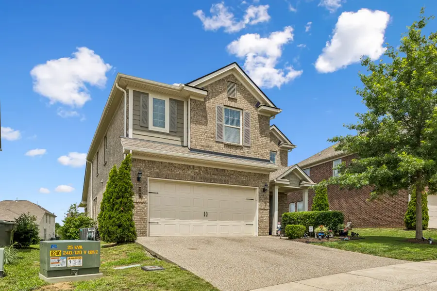 207 Hempstead Ct, Gallatin, TN 37066 - #2