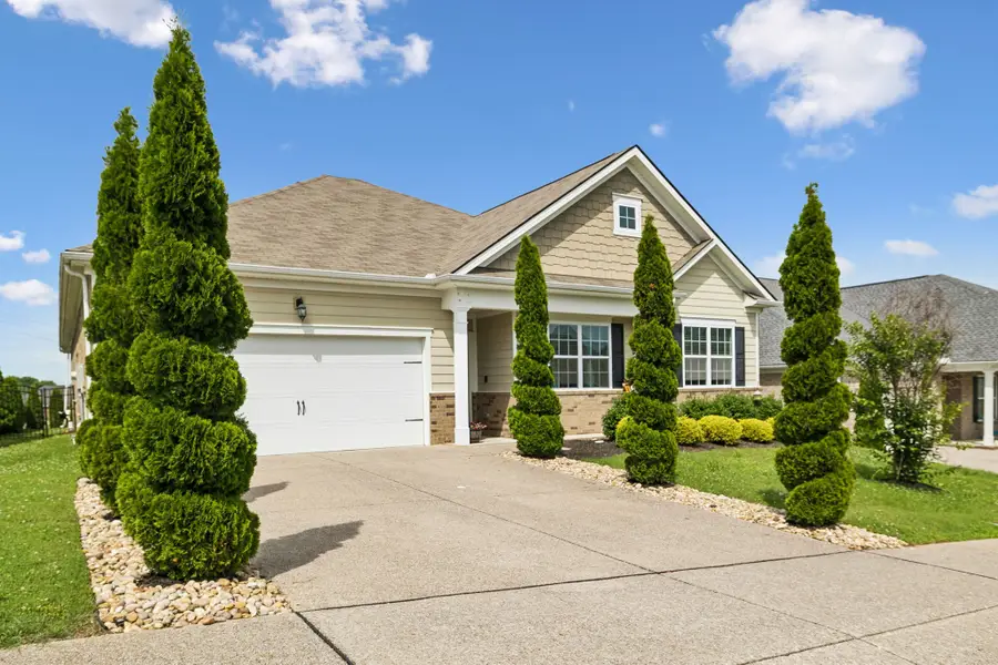 9003 Lockeland Dr, Spring Hill, TN 37174 - #2