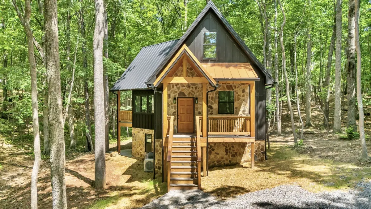 2451 Clifftops Ave, Monteagle, TN 37356 - #1