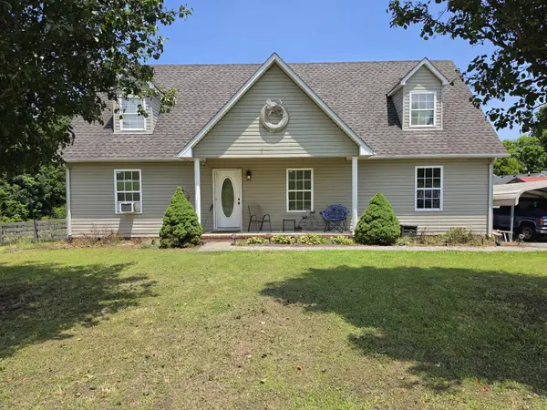 202 Ridgewood Ln, Shelbyville, TN 37160