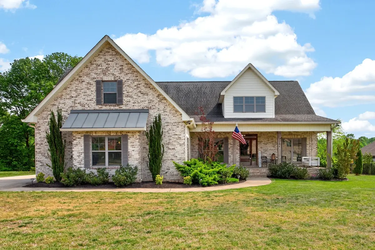 106 Renee Ct, Cottontown, TN 37048 - #1