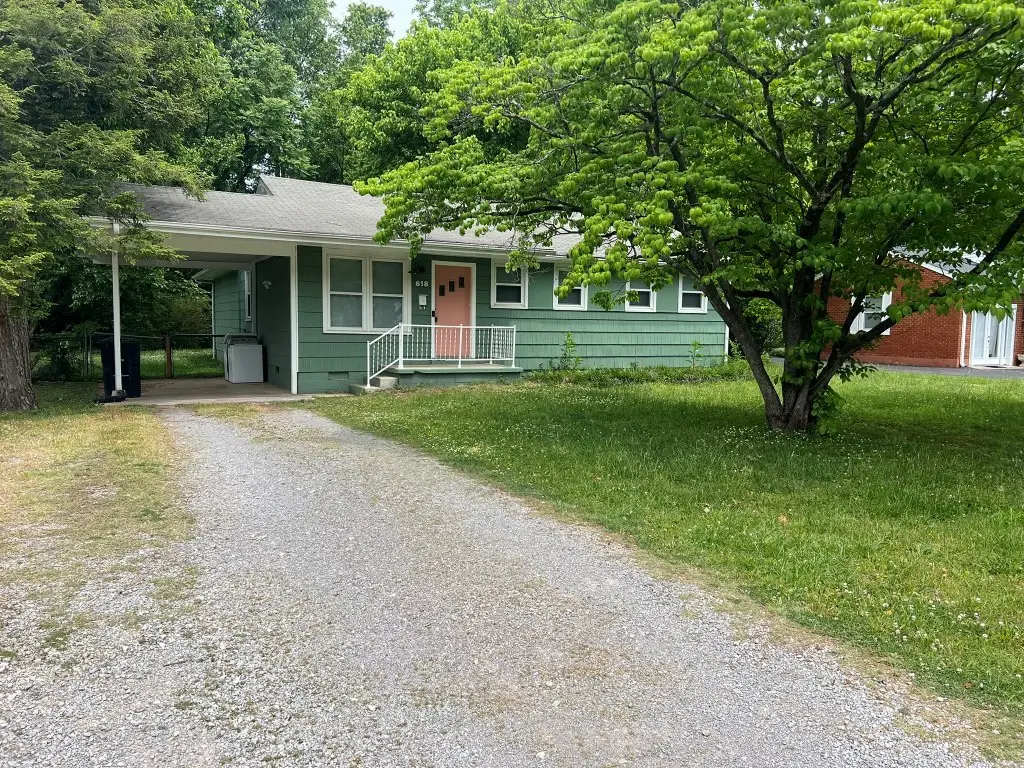 618 Spencer Dr, Murfreesboro, TN 37129 - #1