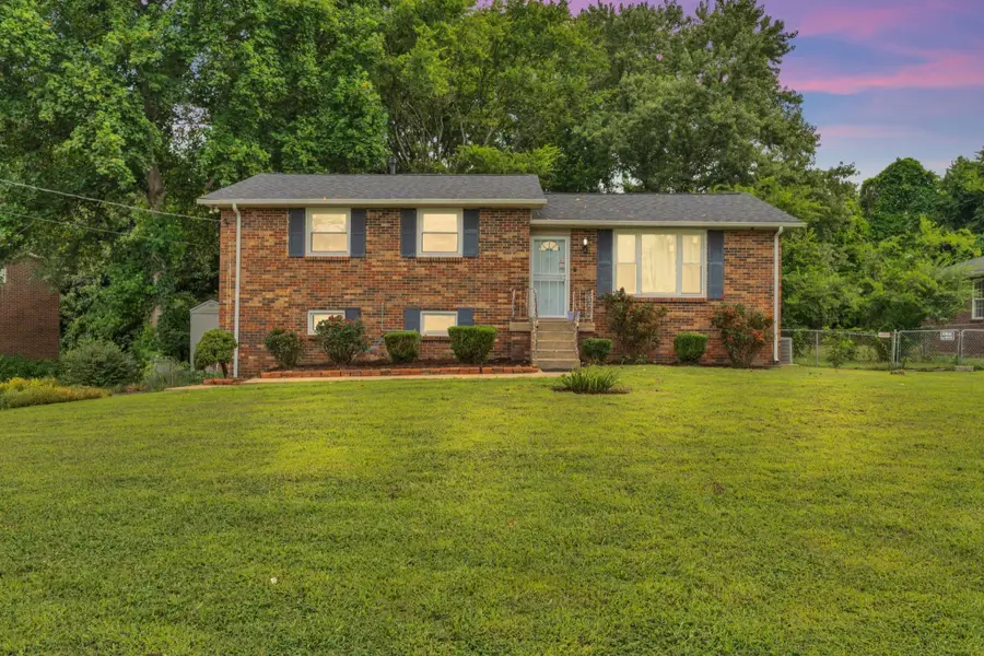 417 Harwell Dr, Hermitage, TN 37076 - #2