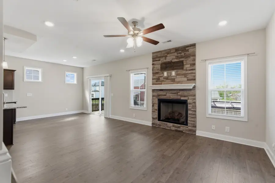 801 Marksman Ct, Clarksville, TN 37042 - #2