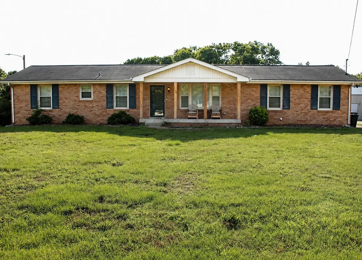 205 Ivy Dr, Hendersonville, TN 37075 - #1
