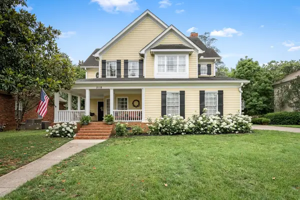 2118 Prestwick Dr, Murfreesboro, TN 37130