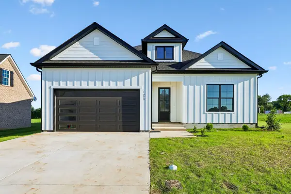 123 Lookout Dr, Winchester, TN 37398