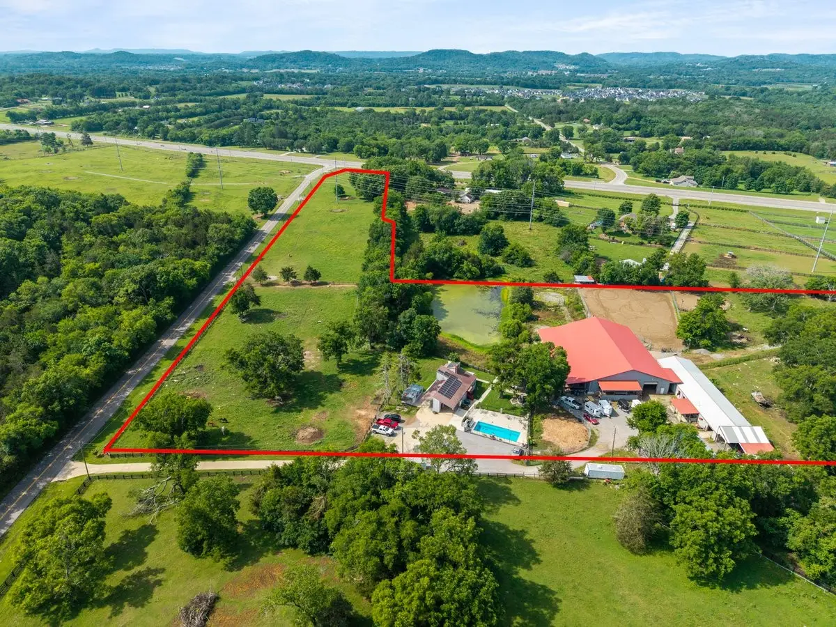 905 Hickory Hills Dr, Franklin, TN 37067 - #1