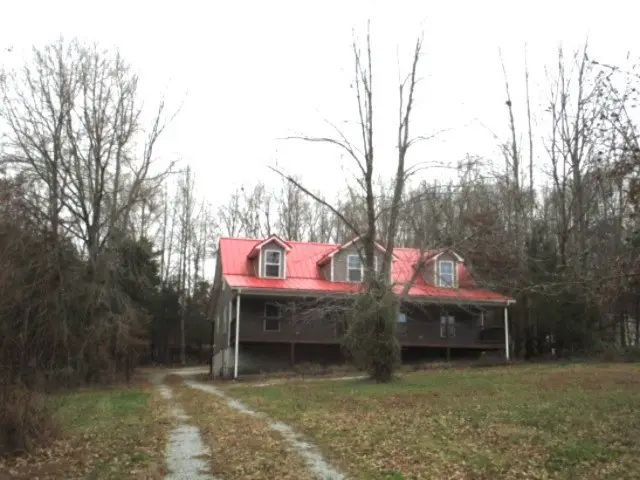 422 Parker Rd, Portland, TN 37148 - #2