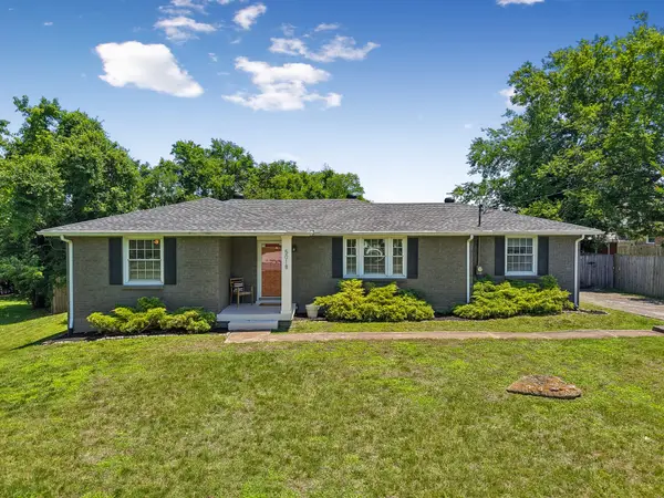 5018 Bonnawell Dr, Hermitage, TN 37076