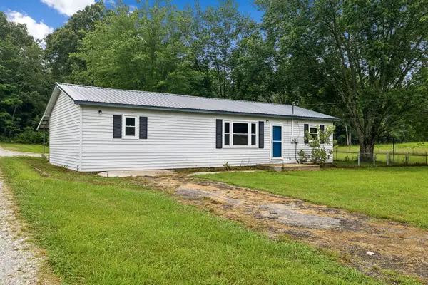 551 W 1st St, Hillsboro, TN 37342