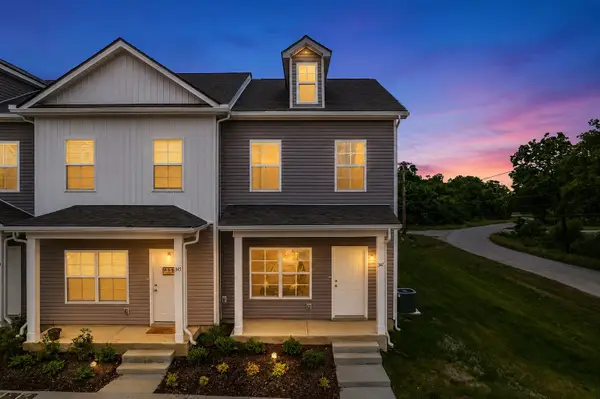 347 Kristen Ct, Columbia, TN 38401