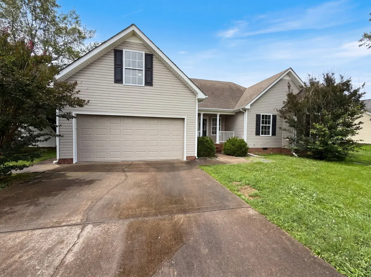 842 Fleming Farms Dr, Murfreesboro, TN 37128 - #1