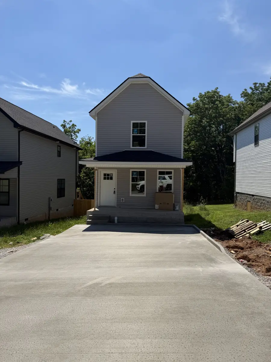 170 Oak St, Clarksville, TN 37042 - #2