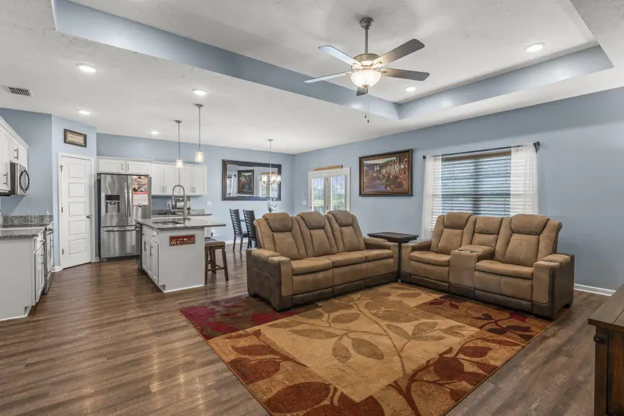 579 Mimosa Dr, Decherd, TN 37324 - #3