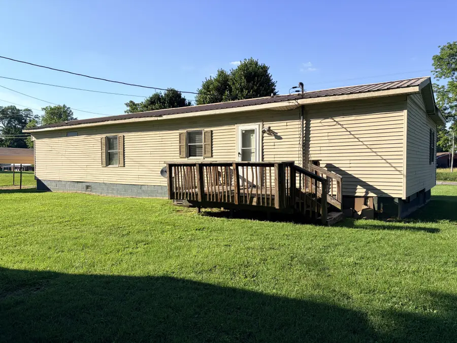 7650 Highway 41 N, Adams, TN 37010 - #2