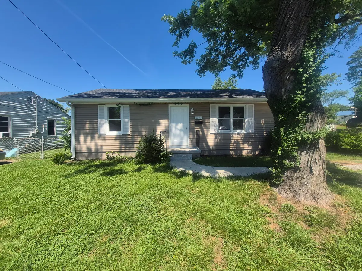 1807 Mchenry Dr, Hopkinsville, KY 42240 - #1