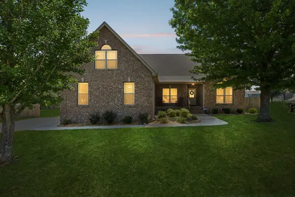 120 Oak Knoll Court, Murfreesboro, TN 37127