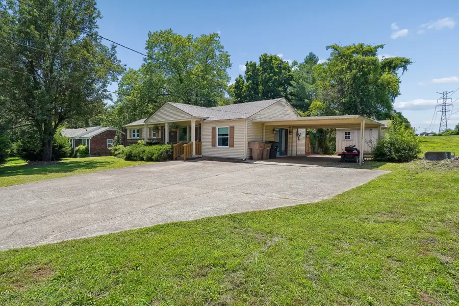 2414 Springview Dr, Nashville, TN 37214 - #2