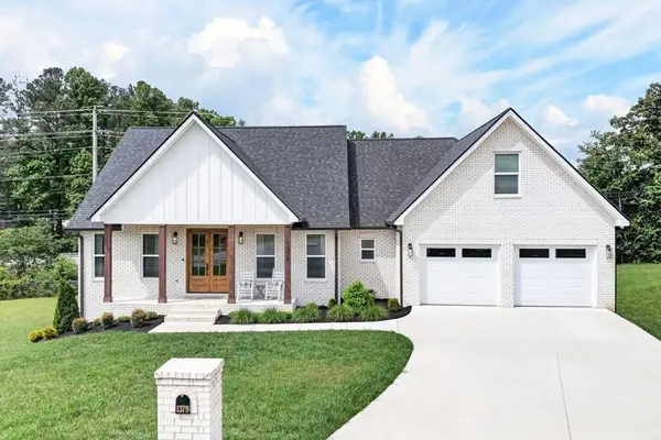 1379 Buckingham Pl, Cookeville, TN 38501