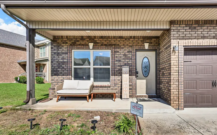 925 Tanager Ct, Clarksville, TN 37040 - #2